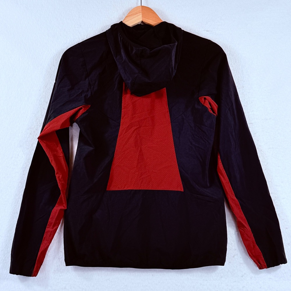 Salewa Windbreaker Jacket Womens Small Black Hooded Full Zip Gorpcore Hiking - Picture 4 of 8